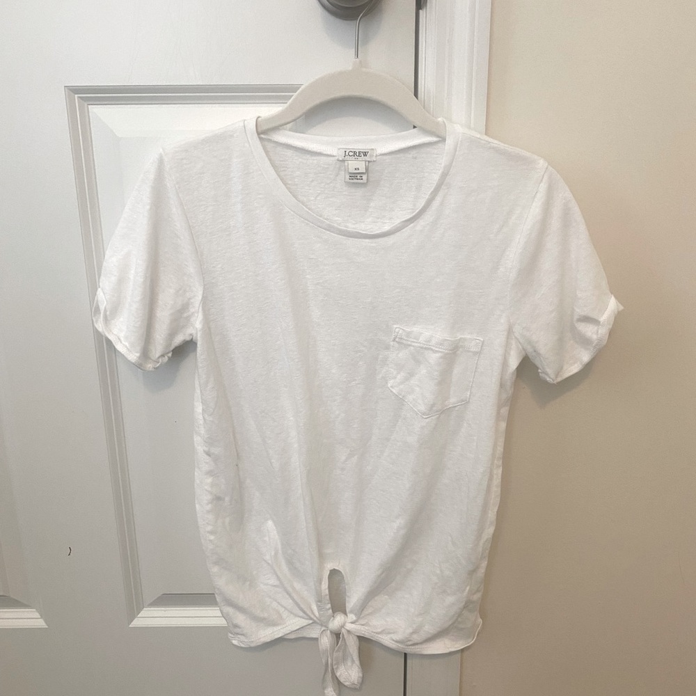 White J. Crew Factory XS short sleeve knot T-shirt